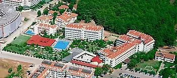 Club Pineta מלון 3*