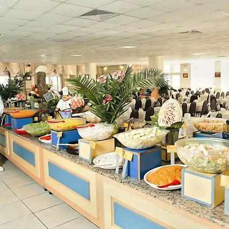 ホテル Pineta Club Armutalanı