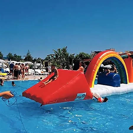 Pineta Club ホテル Armutalanı
