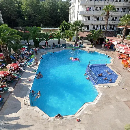 Hotel Pineta Club Armutalan