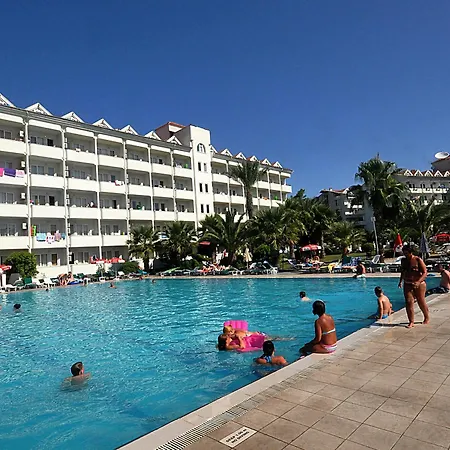 Hotel Pineta Club 3*